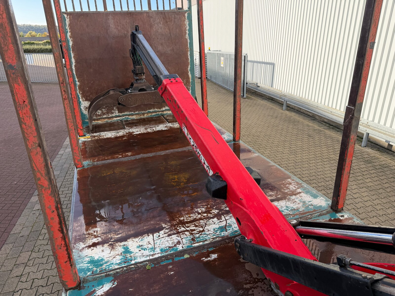 Mercedes-Benz Arocs 2648 6x4 Arocs 2648 6x4 mit Heckkran Epsilon M12Z83, Krankabine - Camião de transporte de madeira, Camião grua: foto 2 Mercedes-Benz Arocs 2648 6x4 Arocs 2648 6x4 mit Heckkran Epsilon M12Z83, Krankabine - Camião de transporte de madeira, Camião grua: foto 2