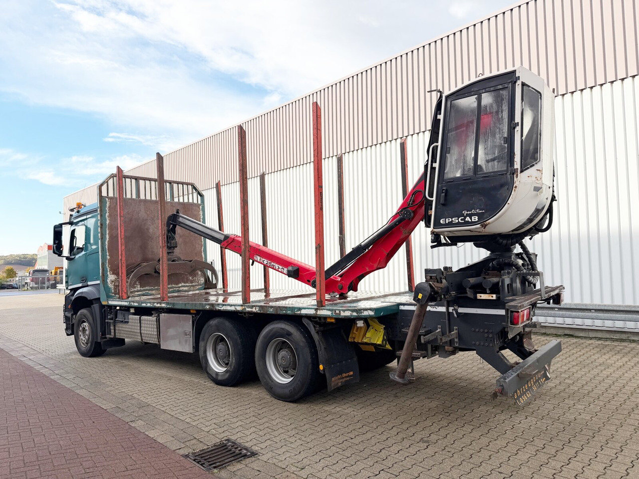 Camião de transporte de madeira, Camião grua Mercedes-Benz Arocs 2648 6x4 Arocs 2648 6x4 mit Heckkran Epsilon M12Z83, Krankabine: foto 13
