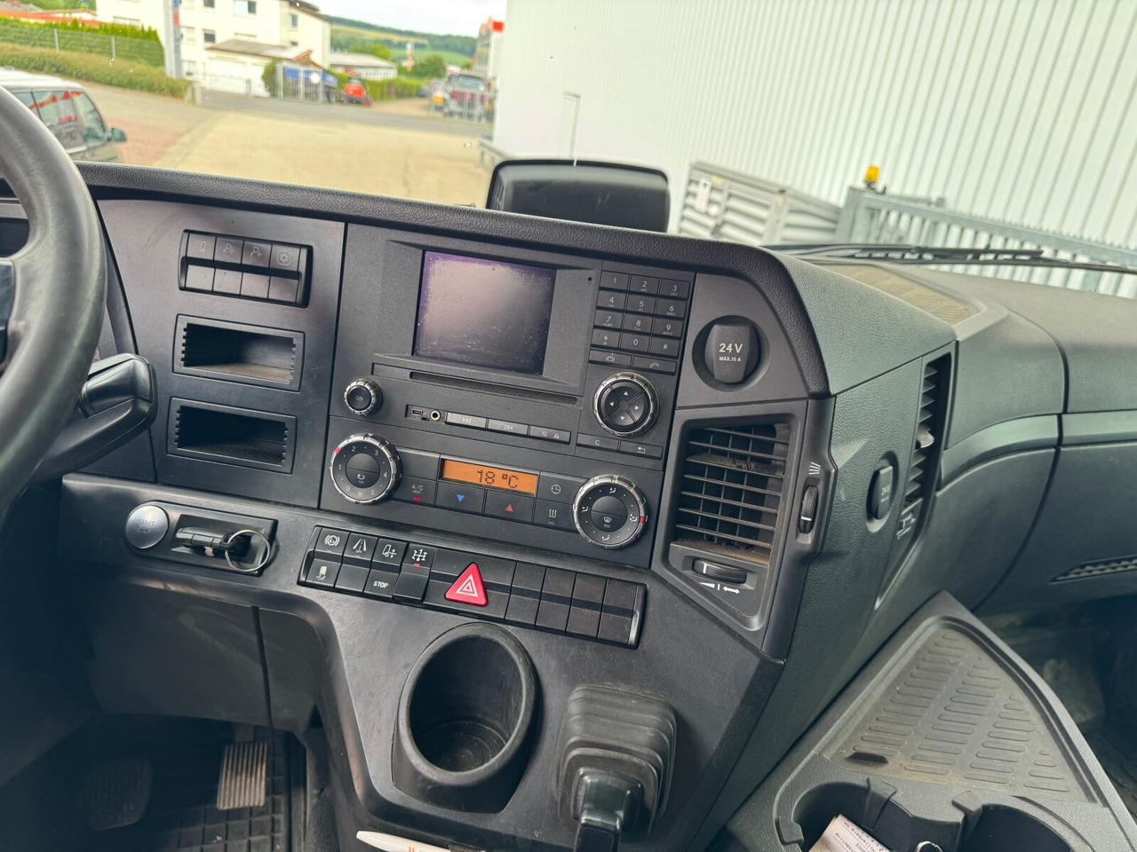 Mercedes-Benz Arocs 2651 L 6x4 Arocs 2651 L 6x4, Retarder, StreamSpace - Camião chassi: foto 2 Mercedes-Benz Arocs 2651 L 6x4 Arocs 2651 L 6x4, Retarder, StreamSpace - Camião chassi: foto 2