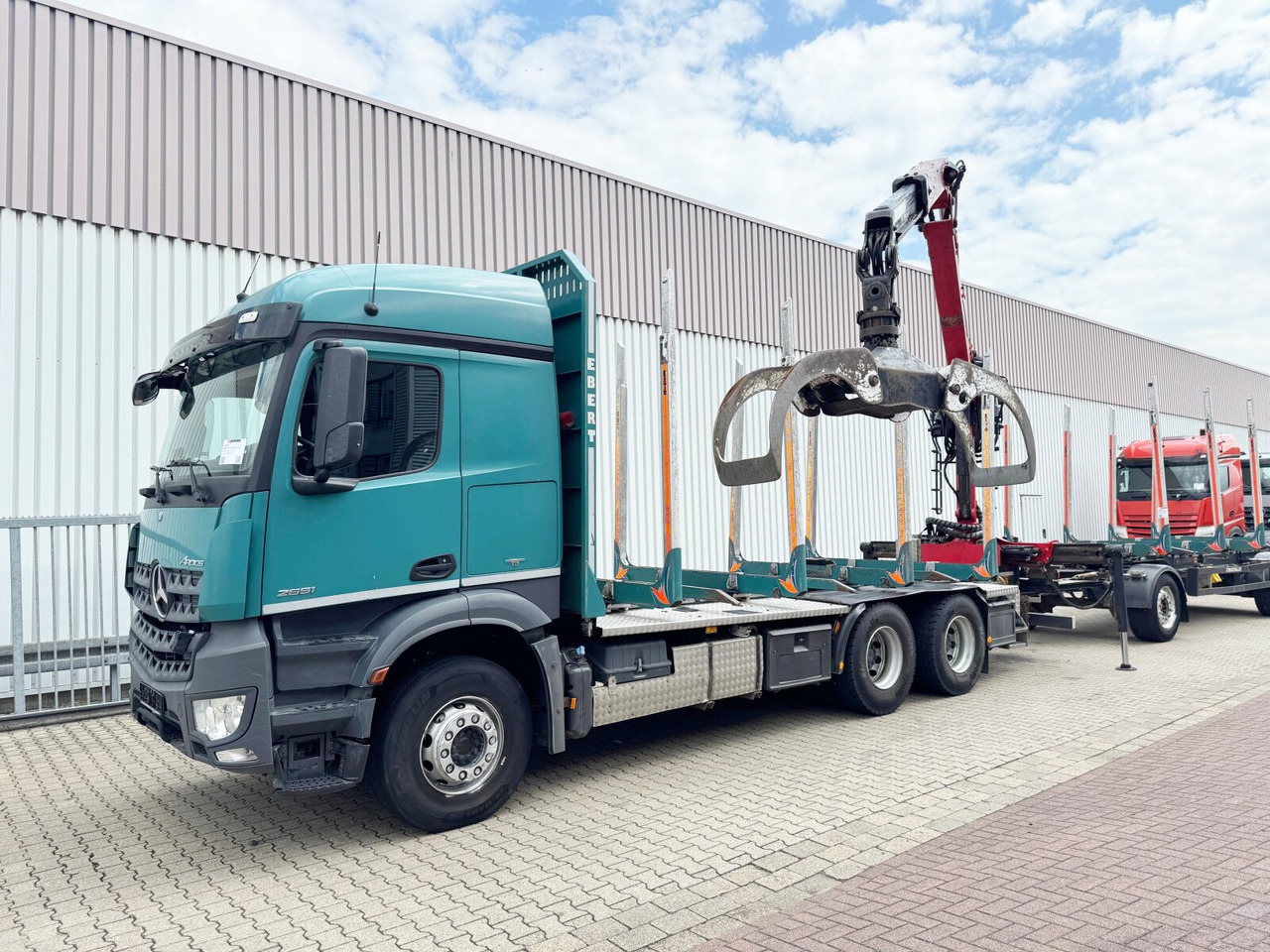 Mercedes-Benz Arocs 2651 L 6x4 Arocs 2651 L 6x4, Retarder, StreamSpace, Heckkran Epsilon M120L80 - Camião de transporte de madeira, Camião grua: foto 1 Mercedes-Benz Arocs 2651 L 6x4 Arocs 2651 L 6x4, Retarder, StreamSpace, Heckkran Epsilon M120L80 - Camião de transporte de madeira, Camião grua: foto 1