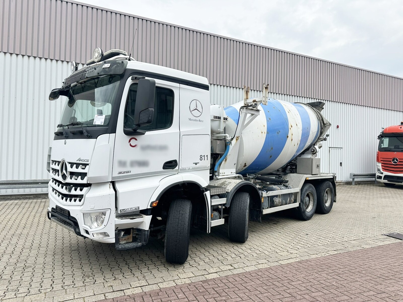 Mercedes-Benz Arocs 3251 8x4/4 Arocs 3251 8x4/4, Betonmischer Liebherr ca. 9m³ - Camião betoneira: foto 1 Mercedes-Benz Arocs 3251 8x4/4 Arocs 3251 8x4/4, Betonmischer Liebherr ca. 9m³ - Camião betoneira: foto 1