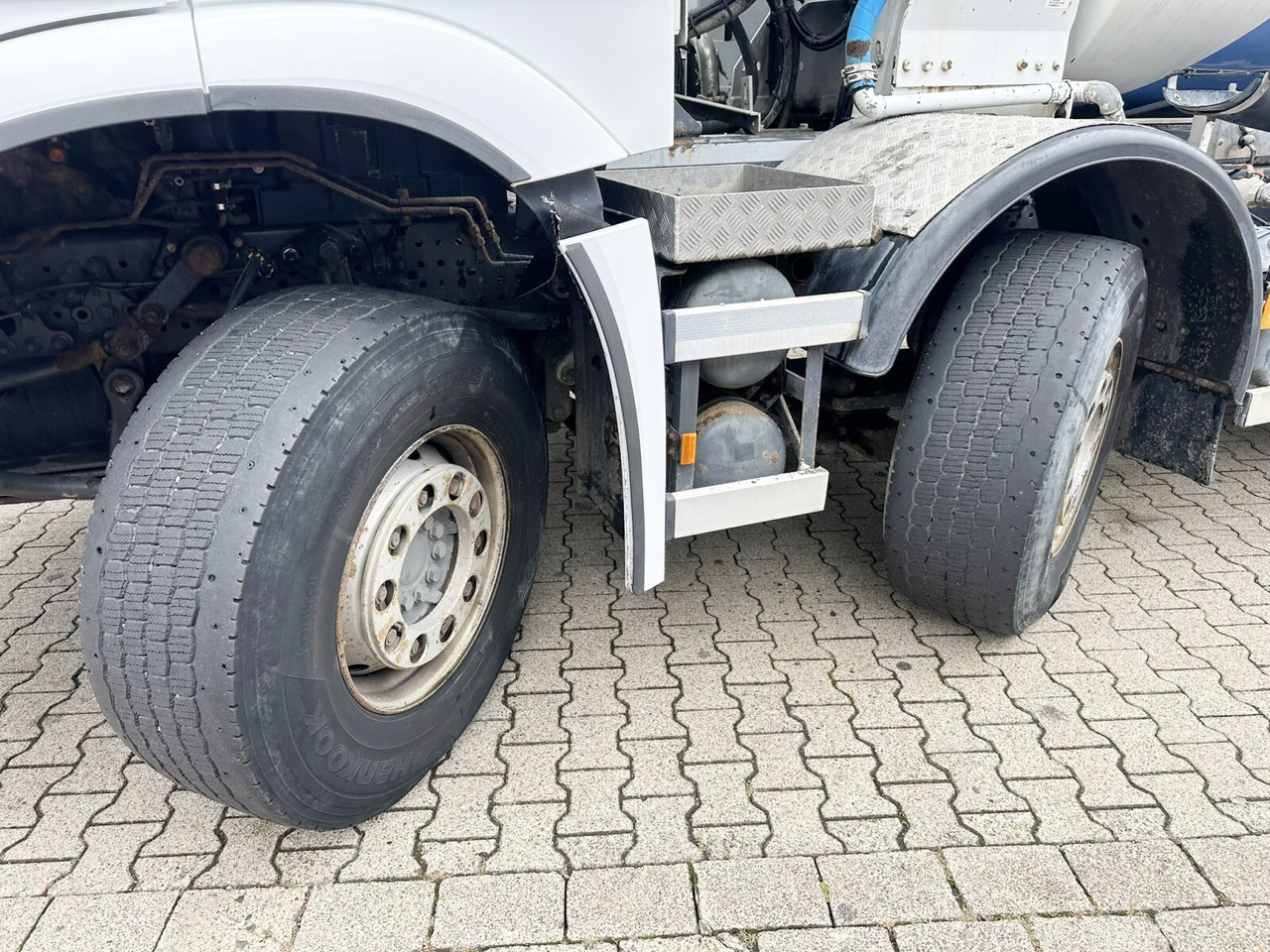 Camião betoneira Mercedes-Benz Arocs 3251 8x4/4 Arocs 3251 8x4/4, Betonmischer Liebherr ca. 9m³: foto 15