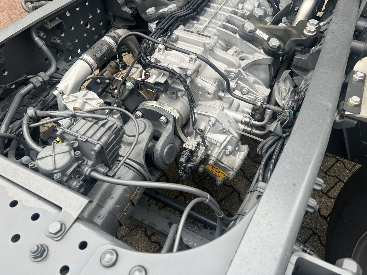 Mercedes-Benz Arocs 3251 L 8x4/4 Arocs 3251 L 8x4/4, Motorabtrieb - Camião basculante: foto 3 Mercedes-Benz Arocs 3251 L 8x4/4 Arocs 3251 L 8x4/4, Motorabtrieb - Camião basculante: foto 3