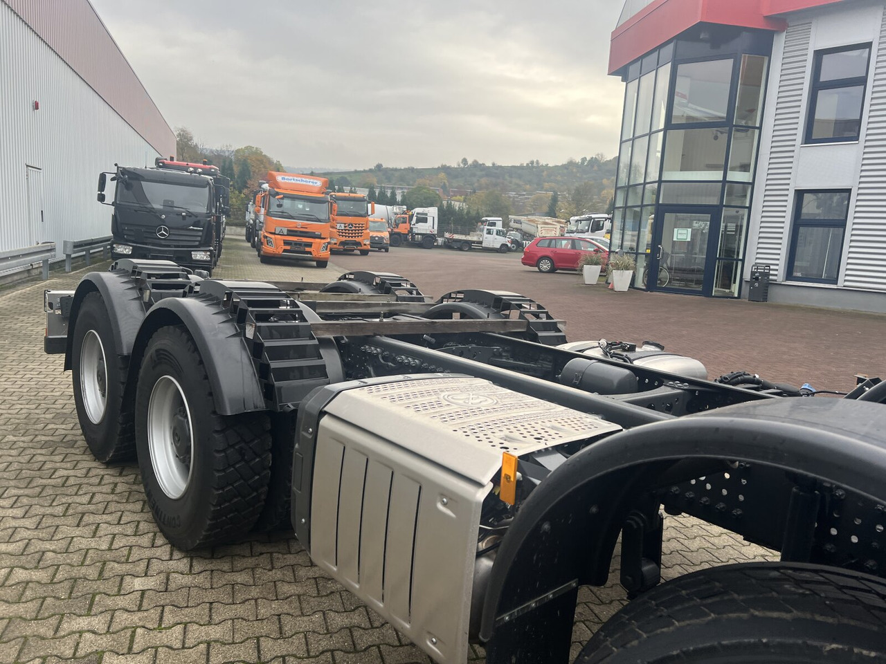 Camião polibenne novo Mercedes-Benz Arocs 3251 L 8x4/4 Arocs 3251 L 8x4/4, Motorabtrieb: foto 7