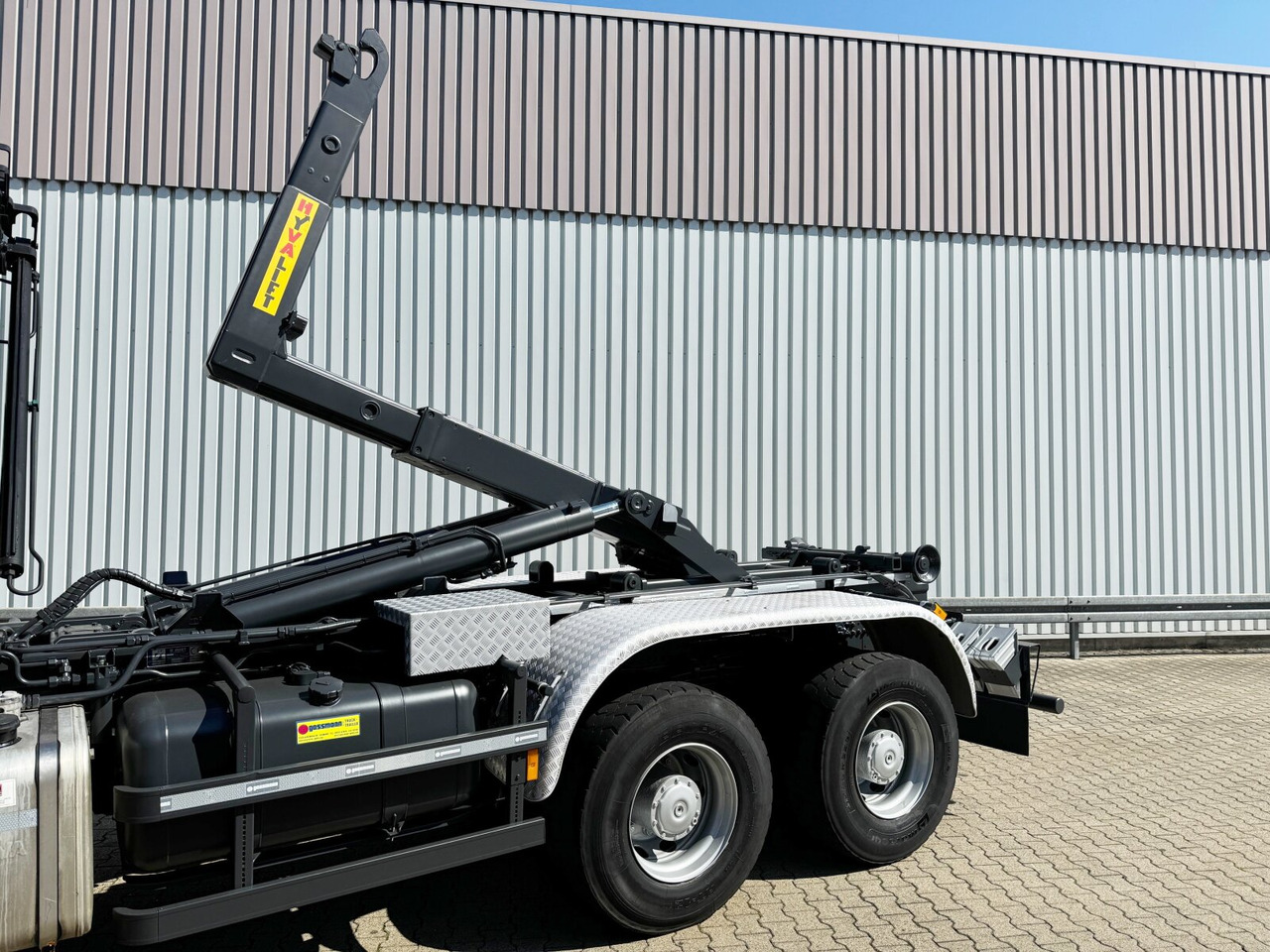 Mercedes-Benz Arocs 3351 AK 6x6 Arocs 3351 AK 6x6, Retarder, Navi, Grounder, Kran Atlas AK 190.2E, Funk - Camião polibenne, Camião grua: foto 3 Mercedes-Benz Arocs 3351 AK 6x6 Arocs 3351 AK 6x6, Retarder, Navi, Grounder, Kran Atlas AK 190.2E, Funk - Camião polibenne, Camião grua: foto 3