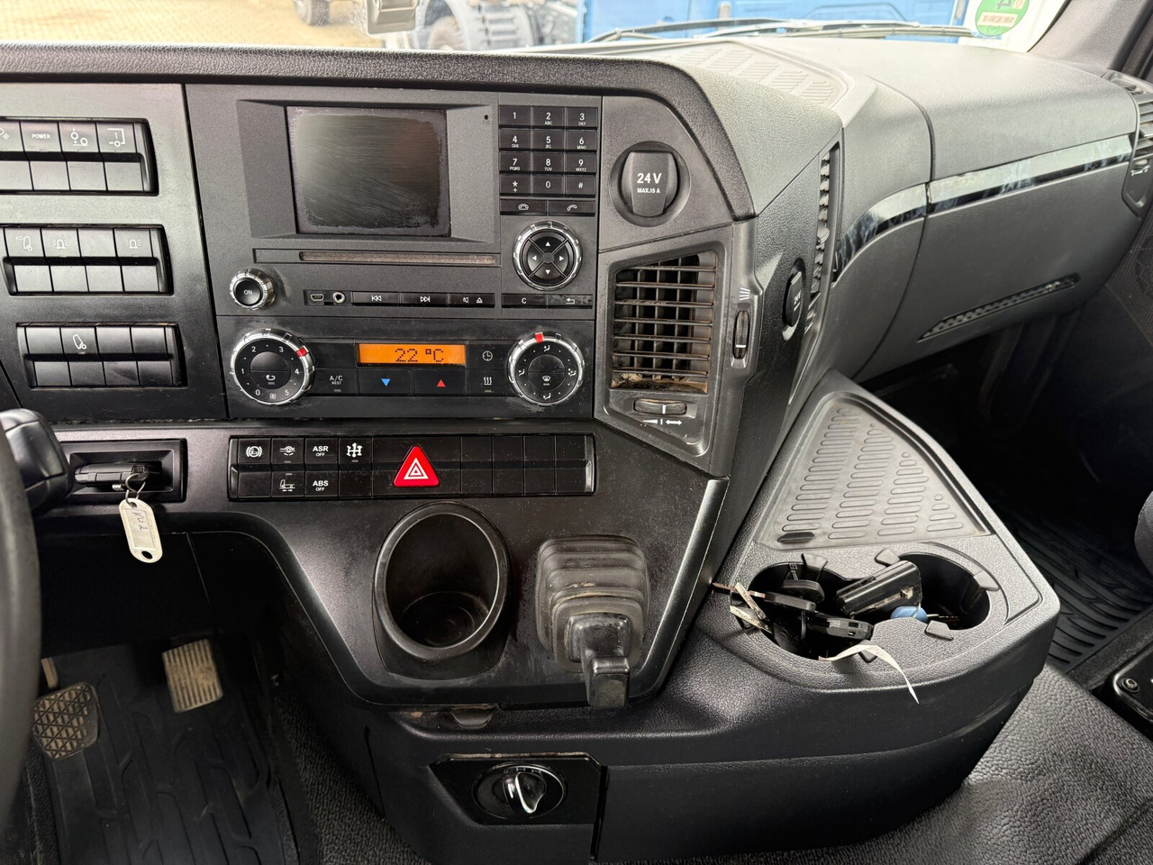 Mercedes-Benz Arocs 3363 K 6x4 Arocs 3363 K 6x4, Grounder, Turbo-Retarder-Kupplung, Bordmatik - Camião basculante: foto 5 Mercedes-Benz Arocs 3363 K 6x4 Arocs 3363 K 6x4, Grounder, Turbo-Retarder-Kupplung, Bordmatik - Camião basculante: foto 5