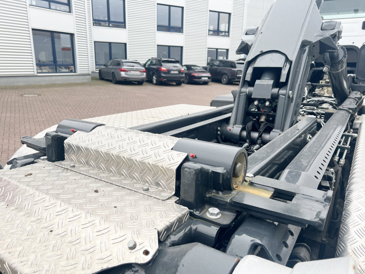 Mercedes-Benz Arocs 4142/48 8x4/4 Arocs 4142/48  8x4/4, Grounder, Meiller RS26 62-K, Funk - Camião polibenne: foto 2 Mercedes-Benz Arocs 4142/48 8x4/4 Arocs 4142/48  8x4/4, Grounder, Meiller RS26 62-K, Funk - Camião polibenne: foto 2