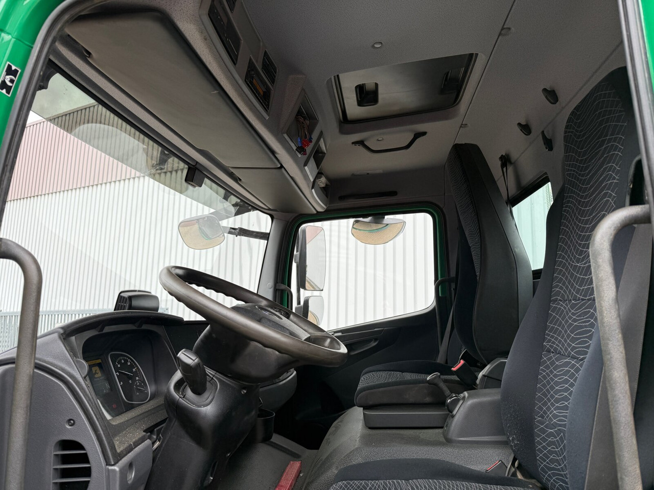 Mercedes-Benz Atego 1530 AK 4x4 Atego 1530 AK 4x4 - Camião basculante: foto 2 Mercedes-Benz Atego 1530 AK 4x4 Atego 1530 AK 4x4 - Camião basculante: foto 2