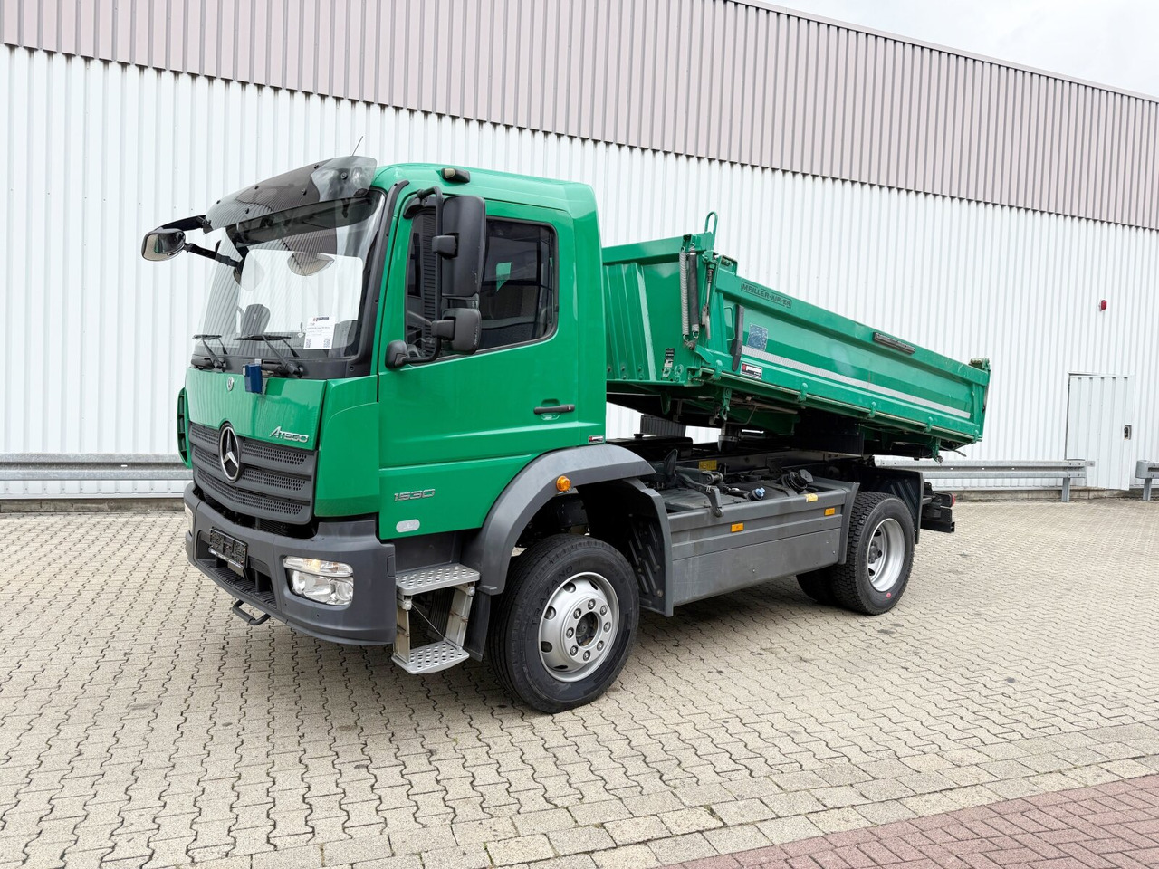 Mercedes-Benz Atego 1530 AK 4x4 Atego 1530 AK 4x4 - Camião basculante: foto 1 Mercedes-Benz Atego 1530 AK 4x4 Atego 1530 AK 4x4 - Camião basculante: foto 1