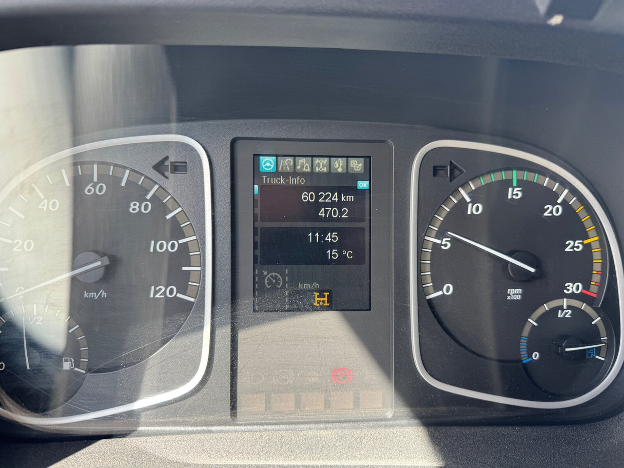 Mercedes-Benz Atego 1630 K 4x2 Atego 1630 K 4x2, 2x AHK - Camião basculante: foto 3 Mercedes-Benz Atego 1630 K 4x2 Atego 1630 K 4x2, 2x AHK - Camião basculante: foto 3