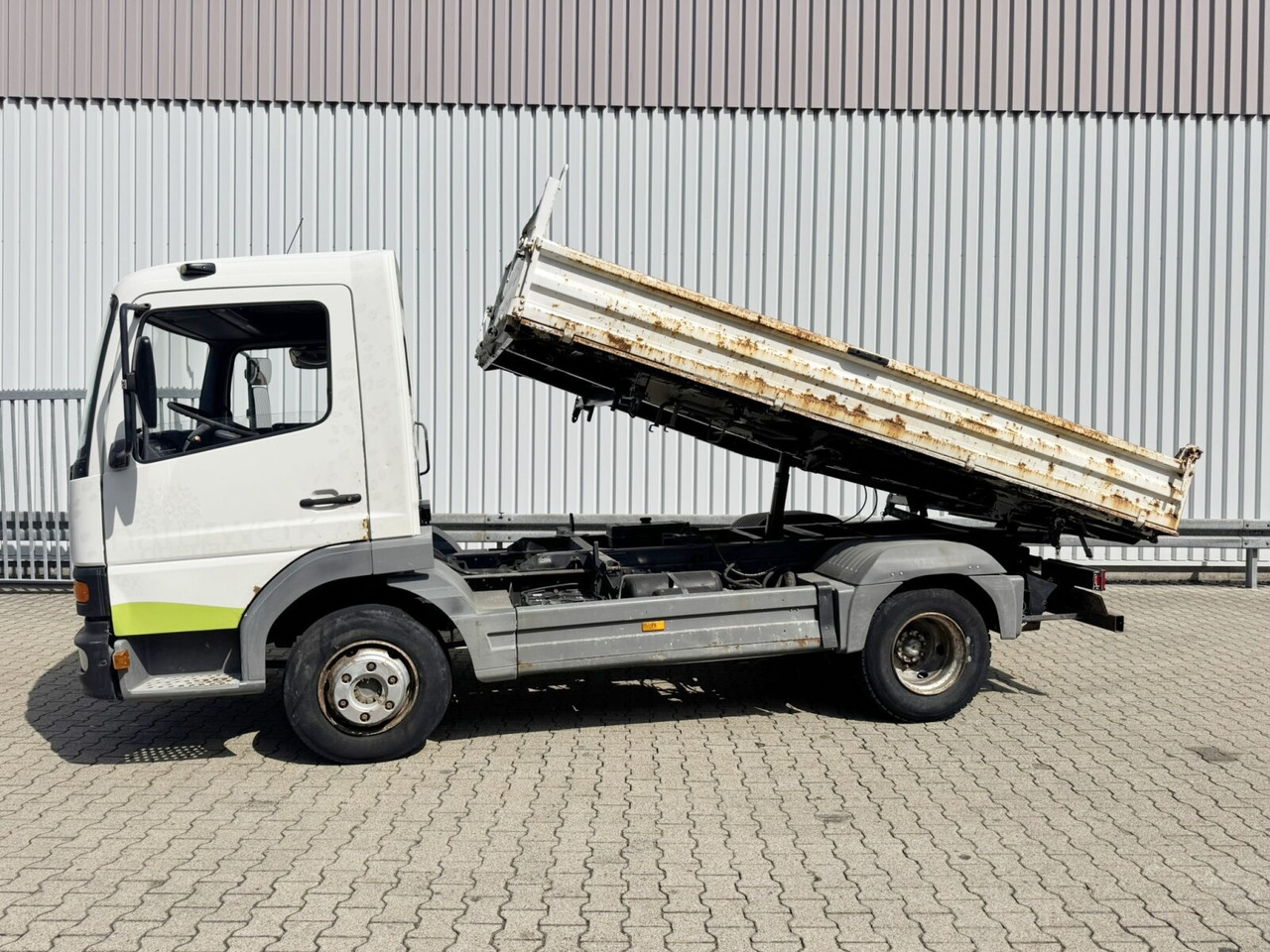 Mercedes-Benz Atego 815 K 4x2 Atego 815 K 4x2, 2 x AHK, Meiller - Camião basculante: foto 3 Mercedes-Benz Atego 815 K 4x2 Atego 815 K 4x2, 2 x AHK, Meiller - Camião basculante: foto 3