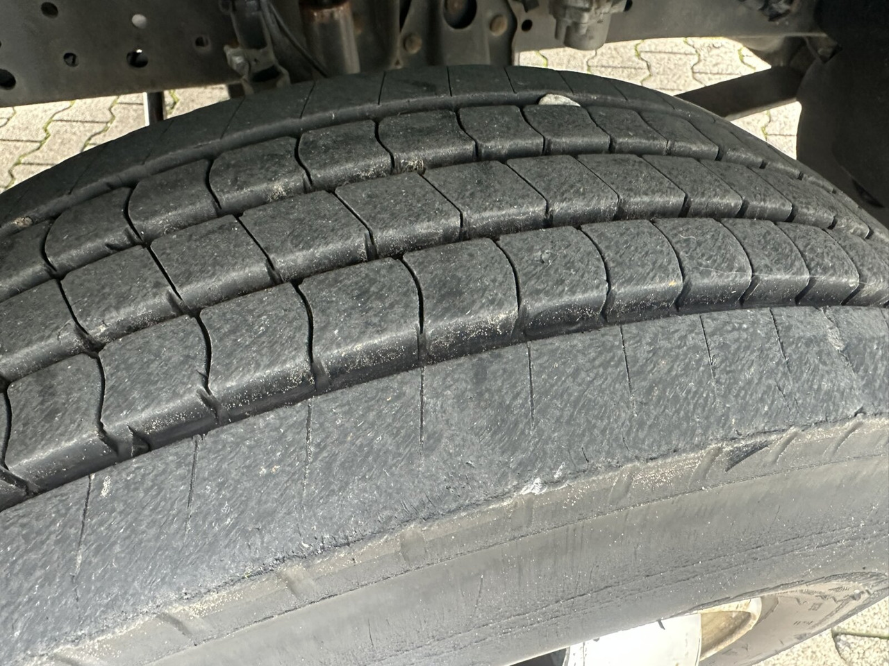 Mercedes-Benz Atego 815 K 4x2 Atego 815 K 4x2, 2x AHK - Camião basculante: foto 4 Mercedes-Benz Atego 815 K 4x2 Atego 815 K 4x2, 2x AHK - Camião basculante: foto 4