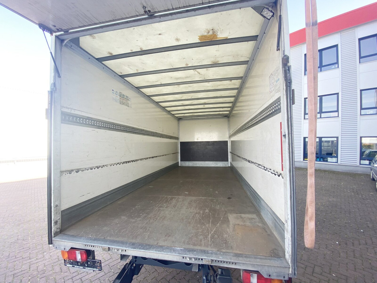 Mercedes-Benz Atego 816 4x2 Atego 816 4x2 mit Sörensen LBW - Camião furgão: foto 2 Mercedes-Benz Atego 816 4x2 Atego 816 4x2 mit Sörensen LBW - Camião furgão: foto 2