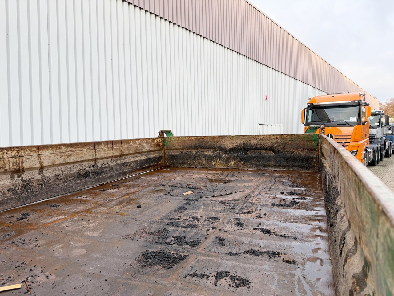 Mercedes-Benz Atego 818 K 4x2 Atego 818 K 4x2, 2x AHK - Camião basculante: foto 2 Mercedes-Benz Atego 818 K 4x2 Atego 818 K 4x2, 2x AHK - Camião basculante: foto 2