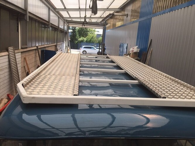 Mercedes-Benz - LP710/32 LF16V LP710/32, Autotransporter - Camião transporte de veículos: foto 4 Mercedes-Benz - LP710/32 LF16V LP710/32, Autotransporter - Camião transporte de veículos: foto 4