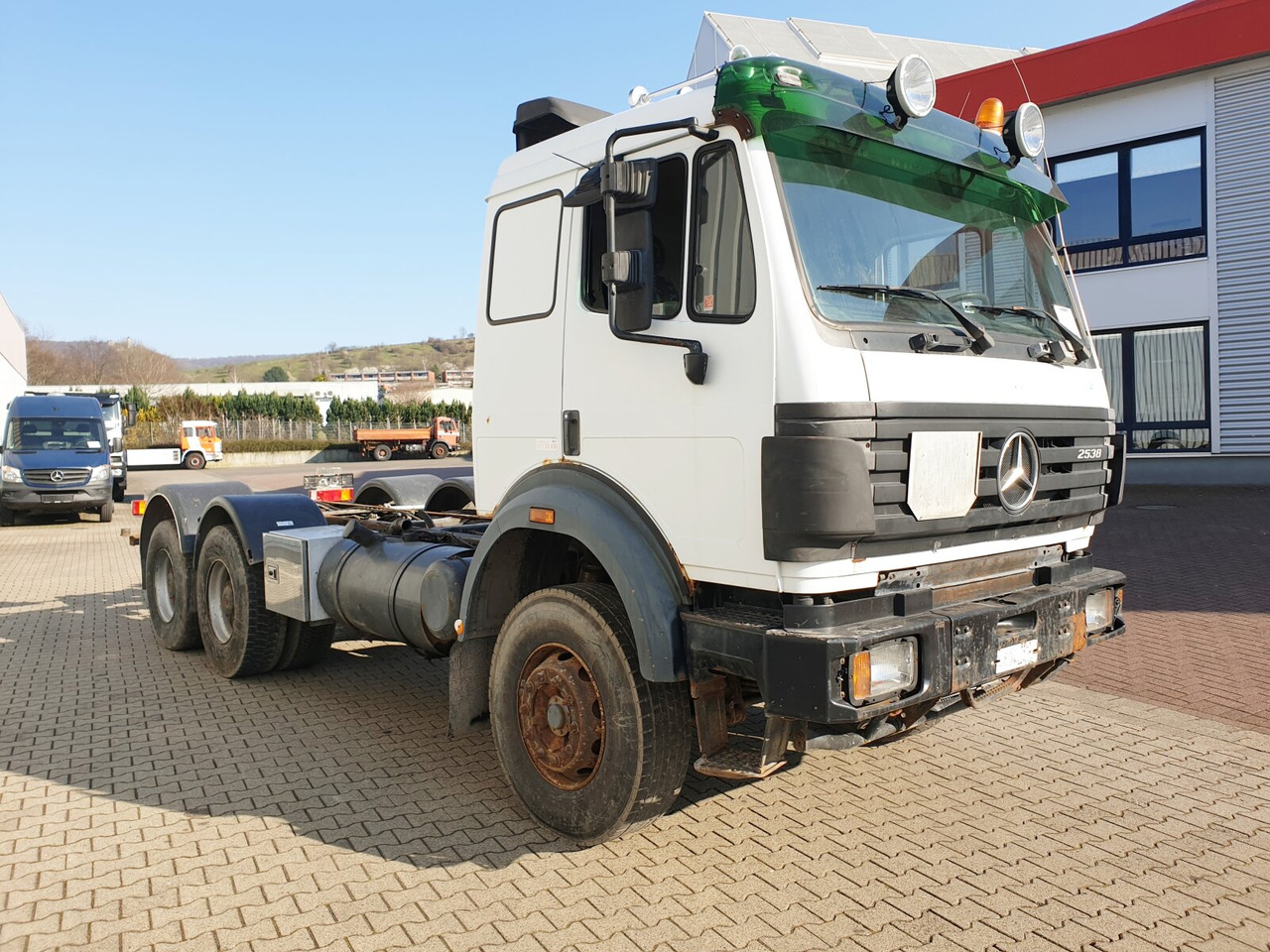Camião chassi Mercedes-Benz SK II 25/2638 K 6x4 SK II 25/2638 K 6x4, V8, Retarder, 2x Nebenantrieb: foto 12