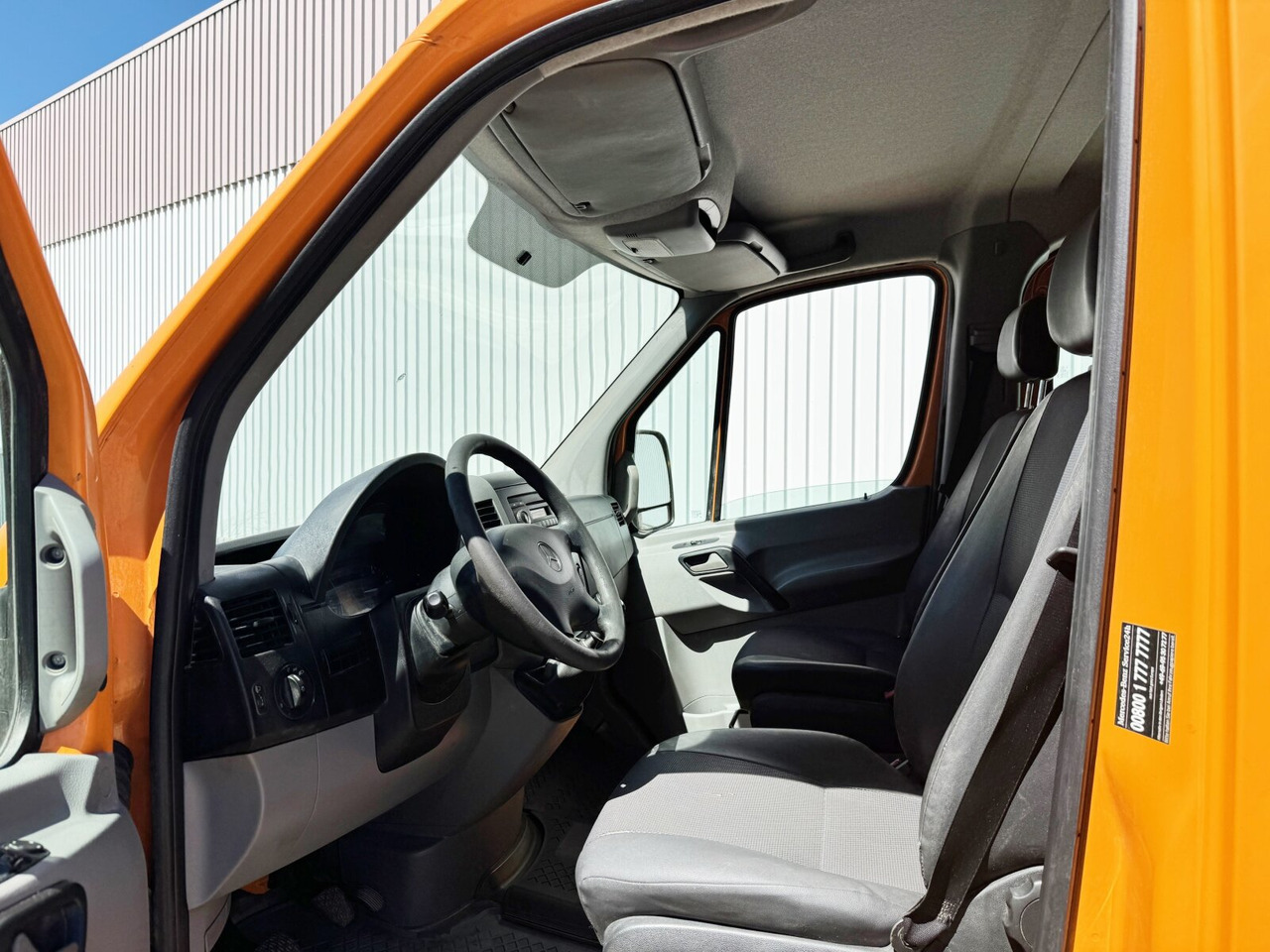 Fotografia de interior 2: Carrinha de caixa aberta, Carrinha cabine dupla Mercedes-Benz Sprinter 313 CDI 4x4 Doka Sprinter 313 CDI 4x4 Doka