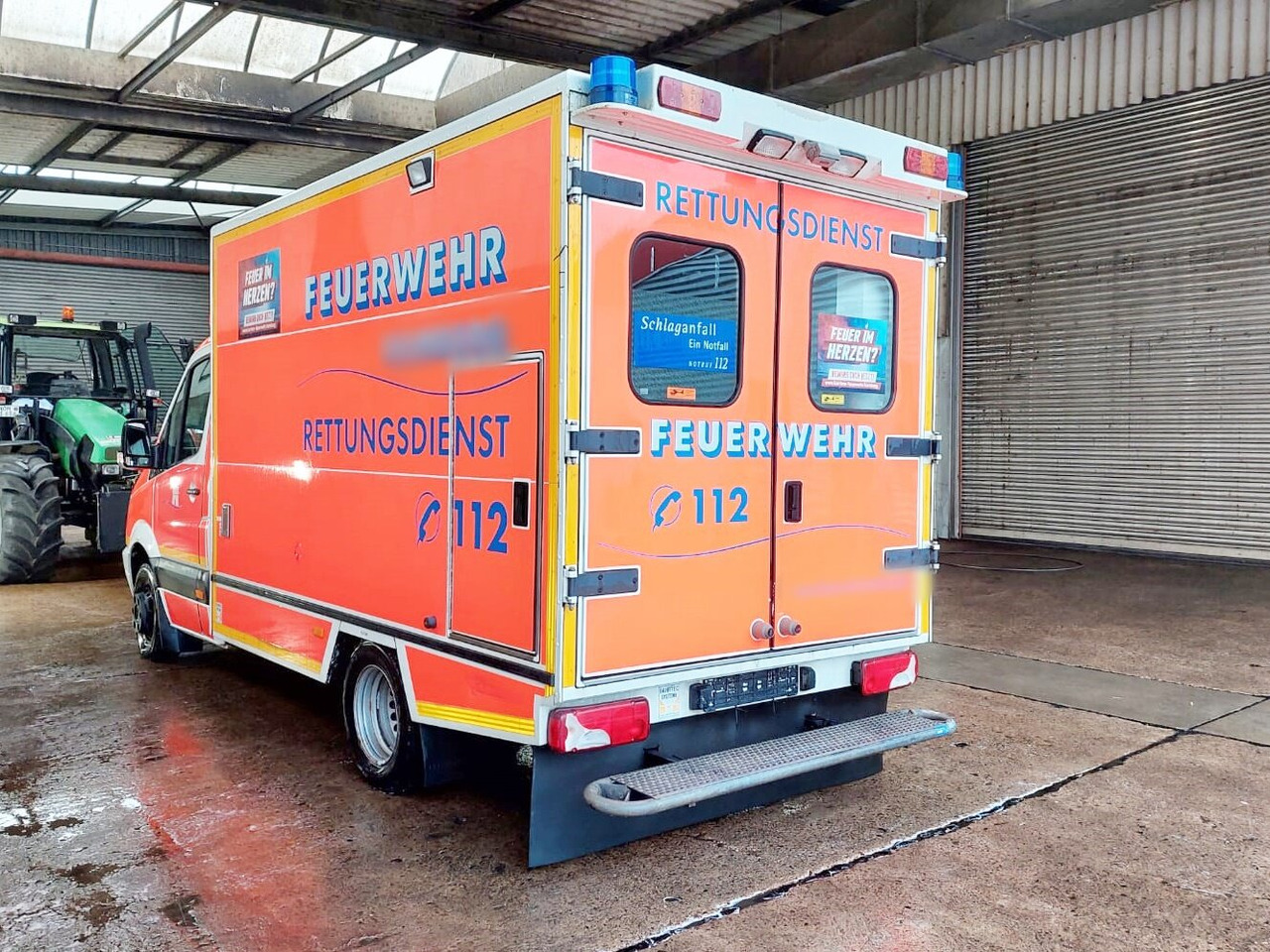 Mercedes-Benz Sprinter 515 CDI 4x2 Sprinter 515 CDI 4x2, Rettungswagen, Retarder - Carro de bombeiro: foto 5 Mercedes-Benz Sprinter 515 CDI 4x2 Sprinter 515 CDI 4x2, Rettungswagen, Retarder - Carro de bombeiro: foto 5