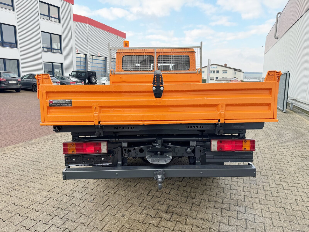 Locação financeira de Mercedes-Benz Vario 816 D 4x2 Doka Vario 816 D 4x2 Doka, 2x AHK, Meiller Kipper, Ex-Stadtverwaltung Mercedes-Benz Vario 816 D 4x2 Doka Vario 816 D 4x2 Doka, 2x AHK, Meiller Kipper, Ex-Stadtverwaltung: foto 9