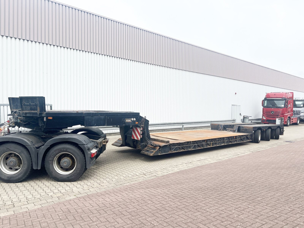 Nooteboom Euro-54-03 Euro-54-03, Schwanenhals abfahrbar, Hydr. Zwangsgelenkt - Semi-reboque baixa: foto 1 Nooteboom Euro-54-03 Euro-54-03, Schwanenhals abfahrbar, Hydr. Zwangsgelenkt - Semi-reboque baixa: foto 1