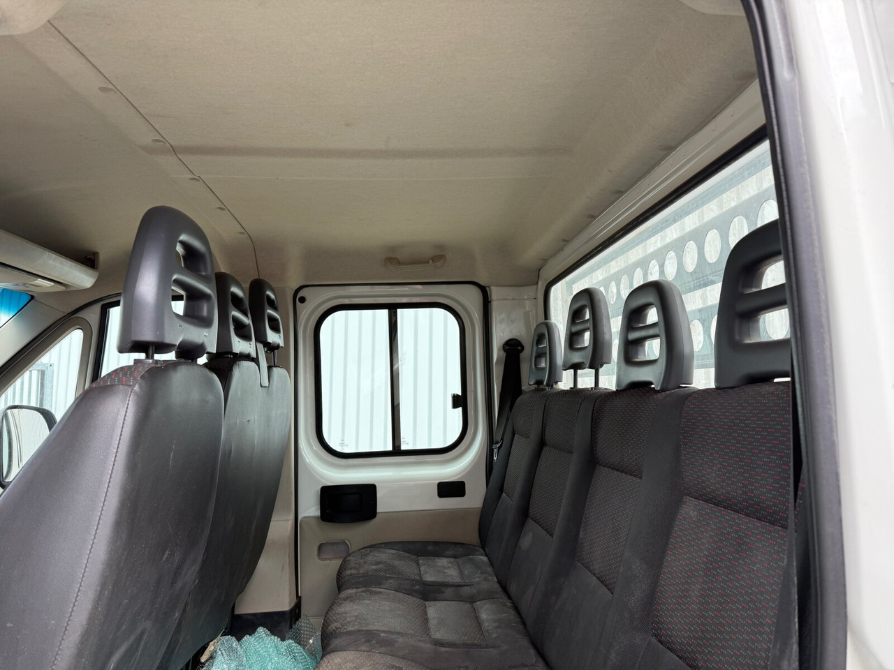 Peugeot Boxer 4x2 Doka Boxer 4x2 Doka - Carrinha de caixa aberta, Carrinha cabine dupla: foto 4 Peugeot Boxer 4x2 Doka Boxer 4x2 Doka - Carrinha de caixa aberta, Carrinha cabine dupla: foto 4