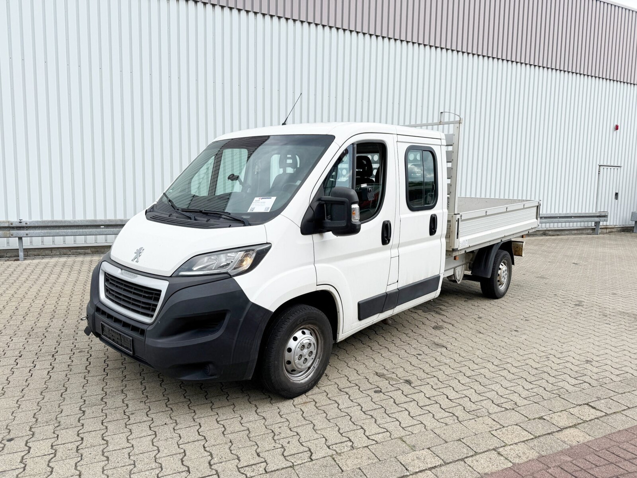 Peugeot Boxer 4x2 Doka Boxer 4x2 Doka - Carrinha de caixa aberta, Carrinha cabine dupla: foto 1 Peugeot Boxer 4x2 Doka Boxer 4x2 Doka - Carrinha de caixa aberta, Carrinha cabine dupla: foto 1
