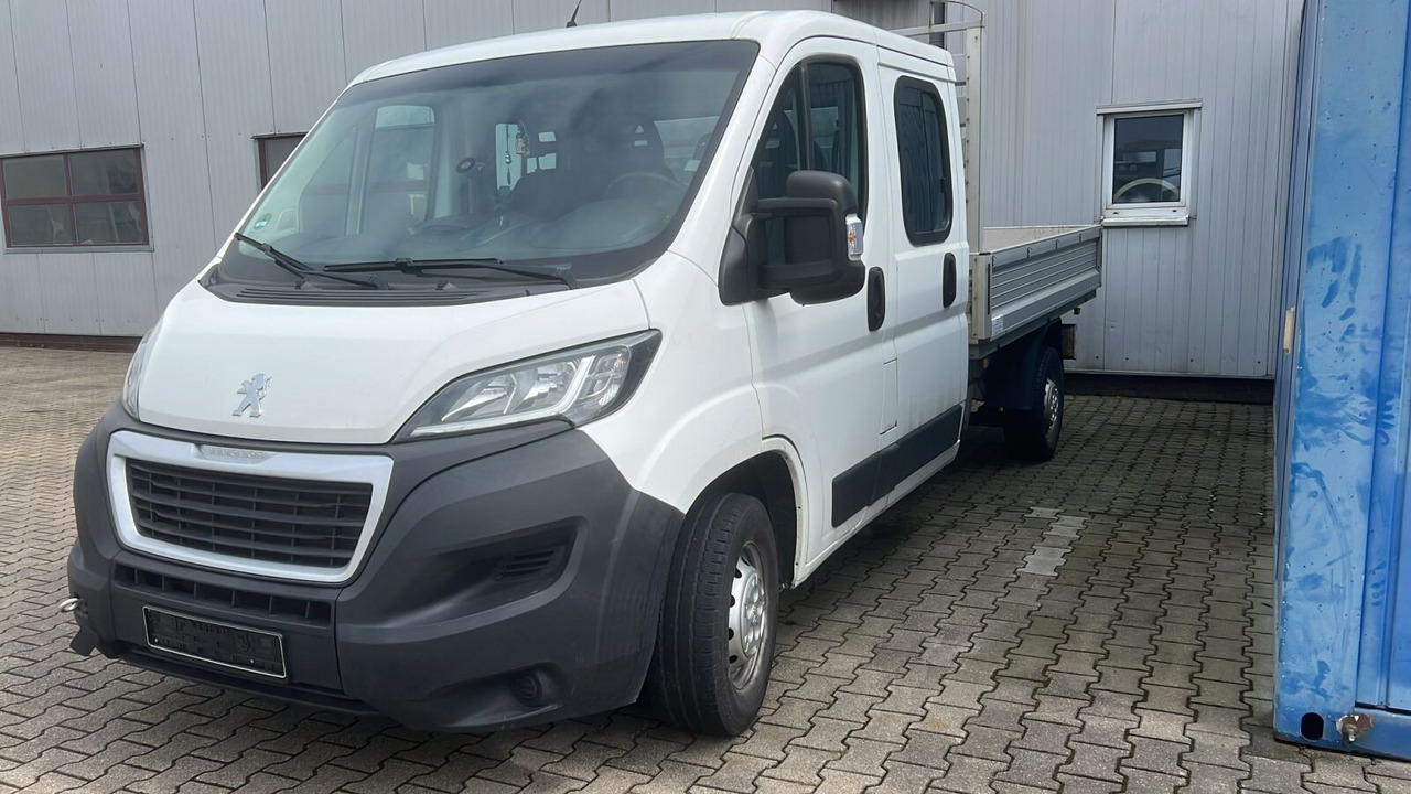 Peugeot Boxer 4x2 Doka Boxer 4x2 Doka - Carrinha de caixa aberta, Carrinha cabine dupla: foto 1 Peugeot Boxer 4x2 Doka Boxer 4x2 Doka - Carrinha de caixa aberta, Carrinha cabine dupla: foto 1