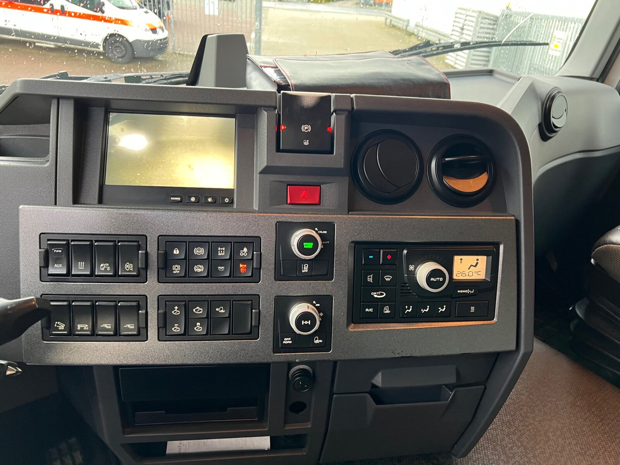 Renault C 520 6x4 C 520 6x4, Retarder, Nebenantrieb - Camião chassi: foto 5 Renault C 520 6x4 C 520 6x4, Retarder, Nebenantrieb - Camião chassi: foto 5