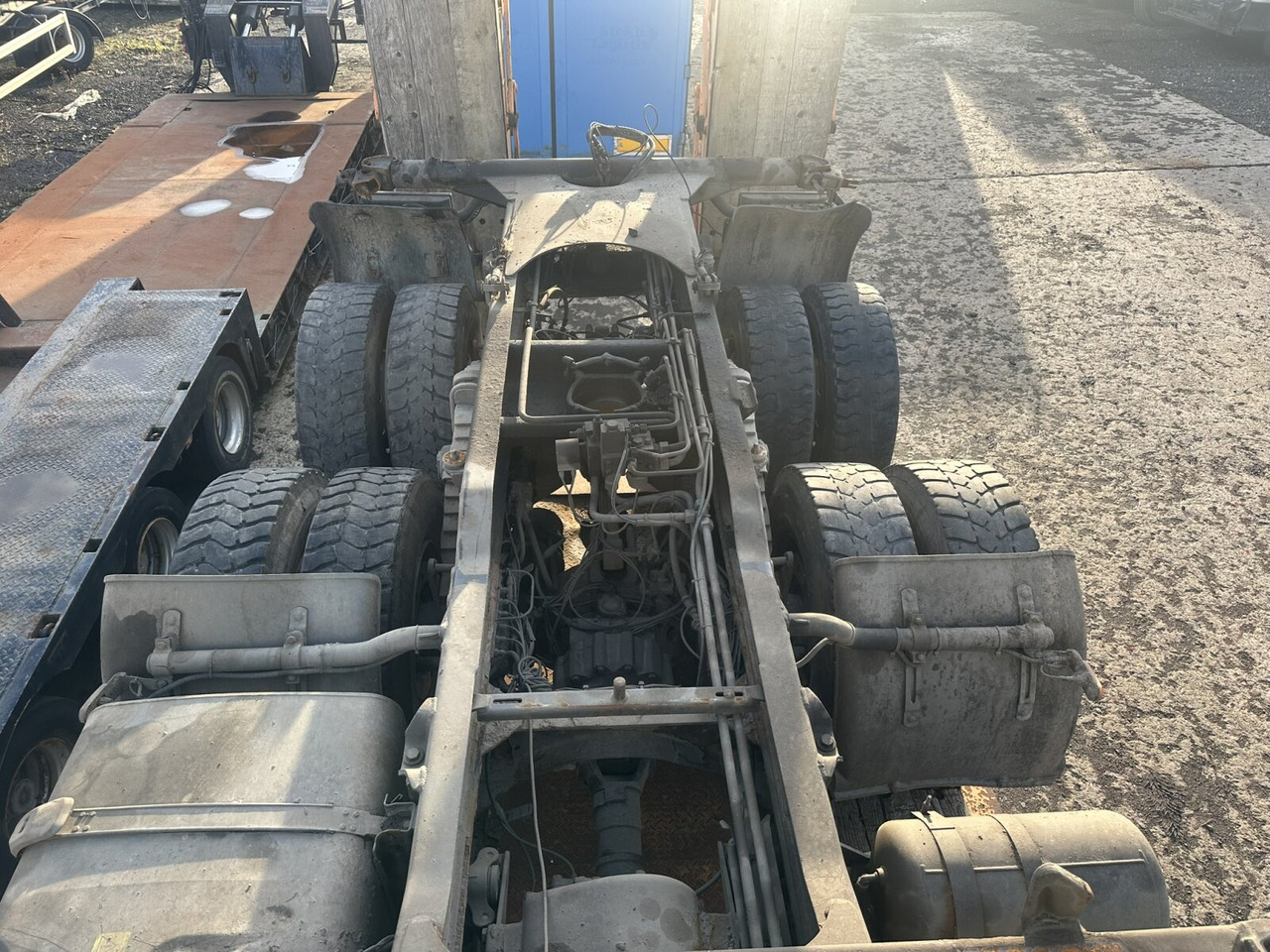 Scania 124C 400 6x6 124C 400 6x6 - Camião chassi: foto 3 Scania 124C 400 6x6 124C 400 6x6 - Camião chassi: foto 3