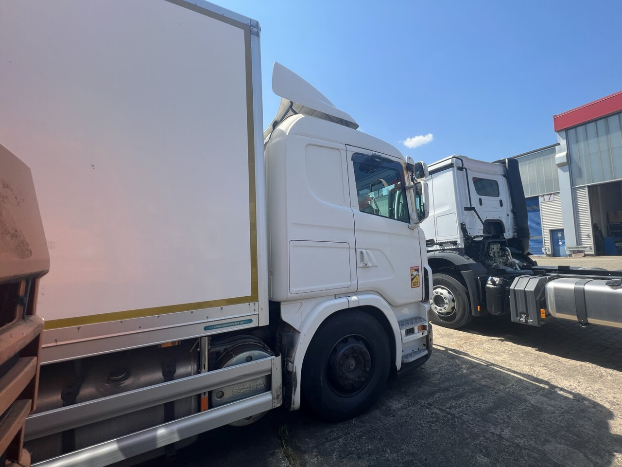 Locação financeira de Scania G420 6x2, ERSATZTEILSPENDER! G420 6x2, Liftachse, Hiab LBW, Motor defekt! Scania G420 6x2, ERSATZTEILSPENDER! G420 6x2, Liftachse, Hiab LBW, Motor defekt!: foto 9