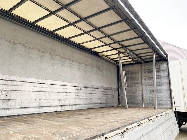 Scania R450 LB 6x2-4 R450 LB 6x2-4 Getränkekoffer, Retarder, Lift-/Lenkachse, Stapleraufnahme - Camião furgão: foto 2 Scania R450 LB 6x2-4 R450 LB 6x2-4 Getränkekoffer, Retarder, Lift-/Lenkachse, Stapleraufnahme - Camião furgão: foto 2