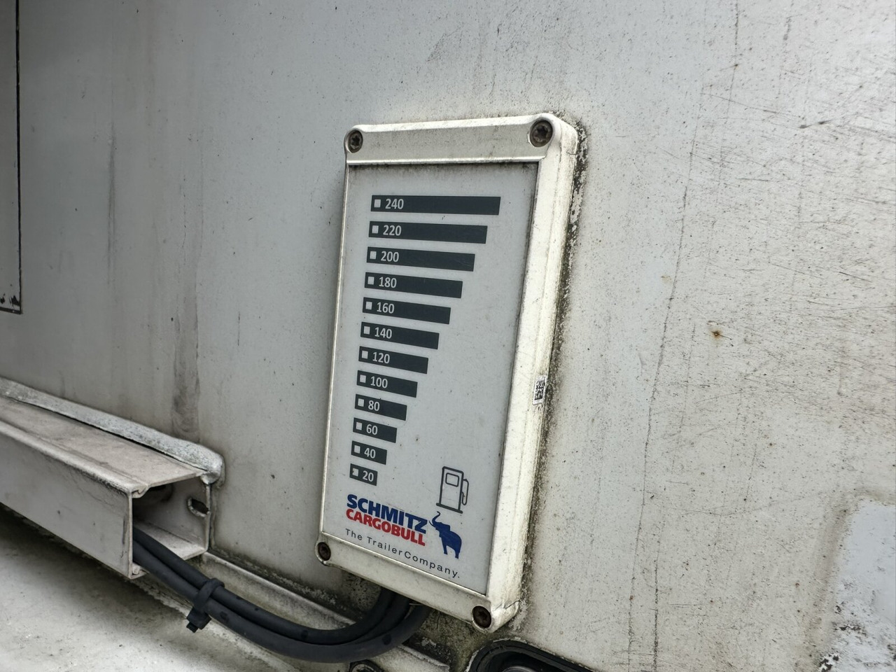 Schmitz Cargobull SKO 24/L-13.4 FP 25 SKO 24/L-13.4 FP 25 - Semi-reboque frigorífico: foto 2 Schmitz Cargobull SKO 24/L-13.4 FP 25 SKO 24/L-13.4 FP 25 - Semi-reboque frigorífico: foto 2