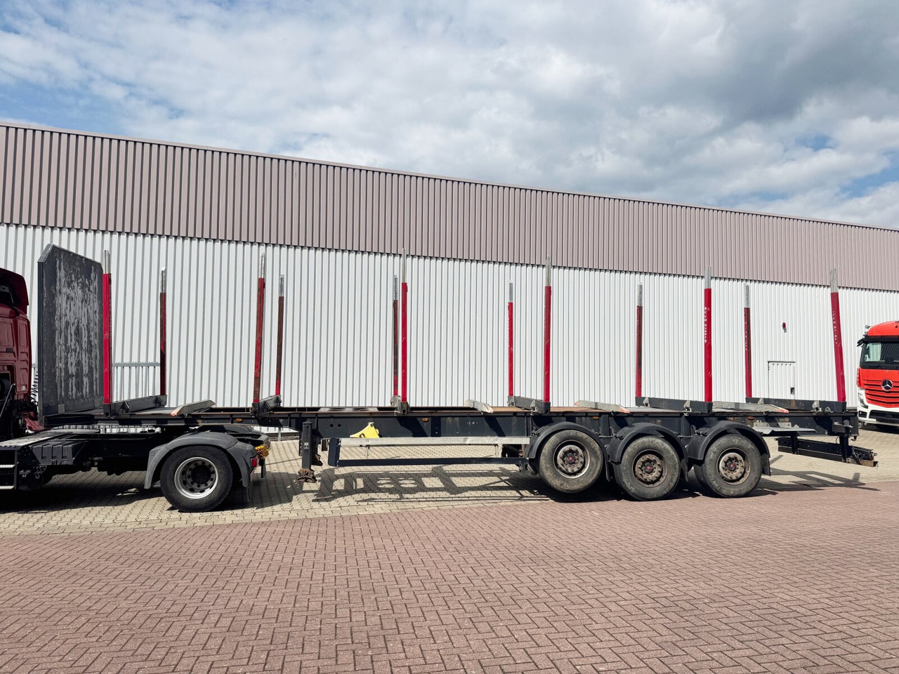 Schwarzmüller 3-Achs Holzauflieger 3-Achs Holzauflieger, Liftachse, MEHRFACH VORHANDEN! - Semi-reboque transporte de madeira: foto 2 Schwarzmüller 3-Achs Holzauflieger 3-Achs Holzauflieger, Liftachse, MEHRFACH VORHANDEN! - Semi-reboque transporte de madeira: foto 2