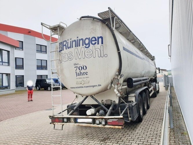 Semi-reboque silo Spitzer SF 2455/4 UN PM SF 2455/4 UN PM Siloaufliger ca. 55m³: foto 11