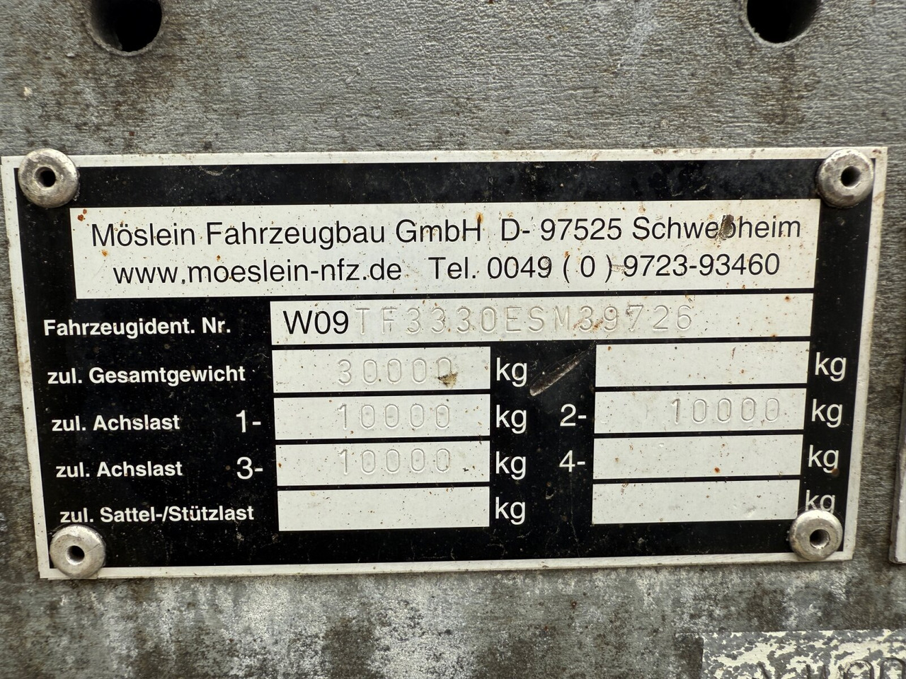 TF 3 Schwebheim TF 3 Schwebheim, Verzinkt, hydr. Rampen, Verbr. auf 3m - Reboque baixa: foto 4 TF 3 Schwebheim TF 3 Schwebheim, Verzinkt, hydr. Rampen, Verbr. auf 3m - Reboque baixa: foto 4