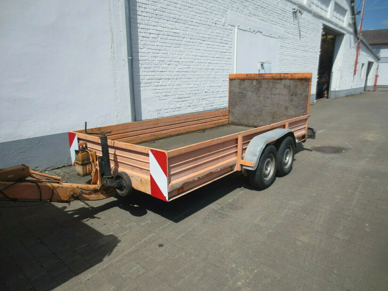 TTS-3,5 mit Auffahrrampe TTS-3,5 mit Auffahrrampe - Reboque porta máquinas: foto 1 TTS-3,5 mit Auffahrrampe TTS-3,5 mit Auffahrrampe - Reboque porta máquinas: foto 1
