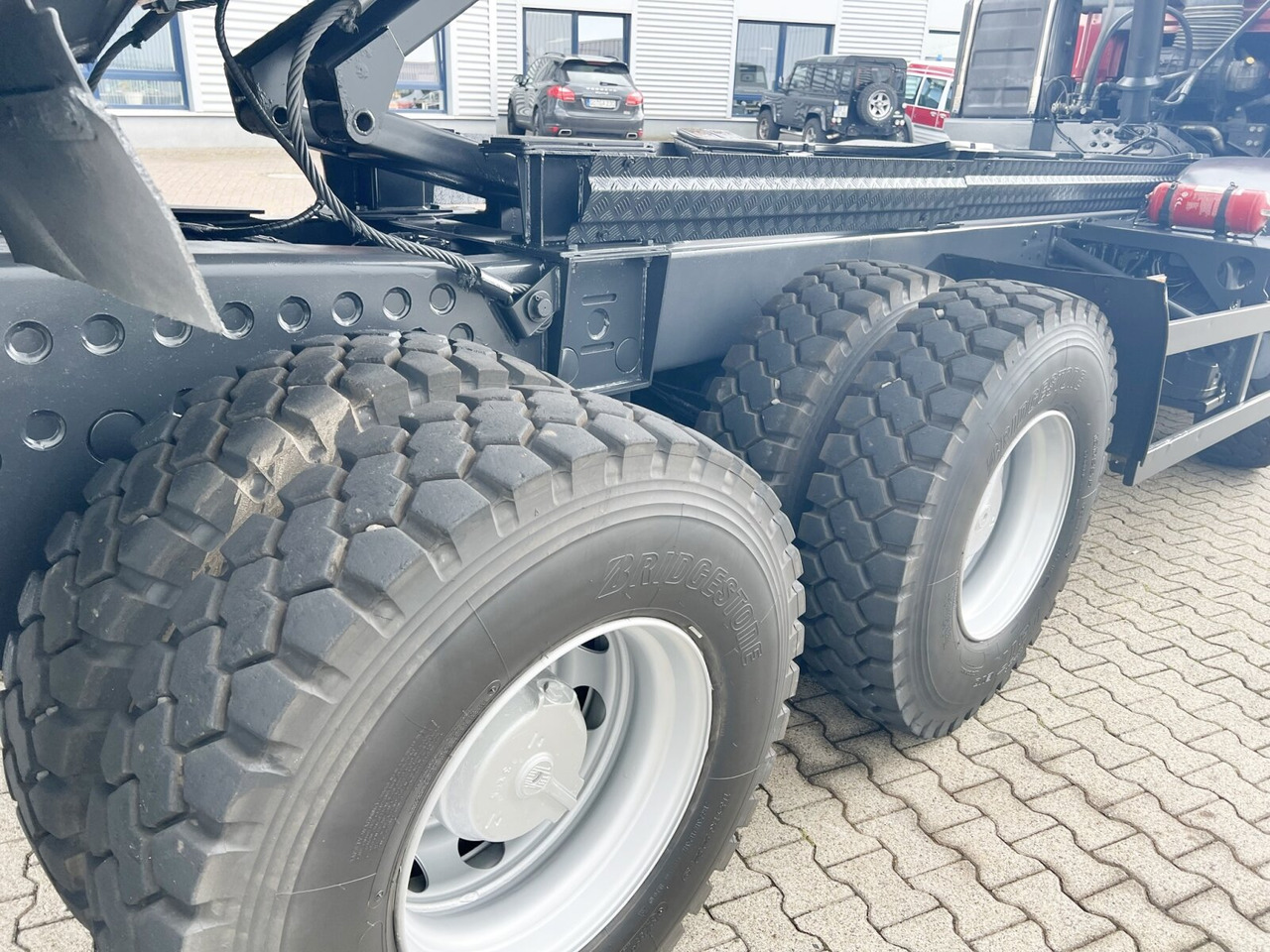 Tatra Phoenix 8x8 Phoenix 8x8, Stahlmulde ca. 22m³, hydr. Heckklappe - Dumper: foto 4 Tatra Phoenix 8x8 Phoenix 8x8, Stahlmulde ca. 22m³, hydr. Heckklappe - Dumper: foto 4