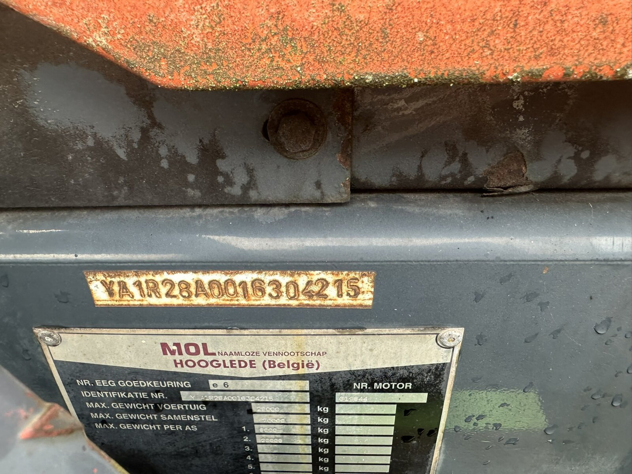 815 4x2 815 4x2 Terminal Tractor, Rangierfahrzeug - Tractor: foto 3 815 4x2 815 4x2 Terminal Tractor, Rangierfahrzeug - Tractor: foto 3