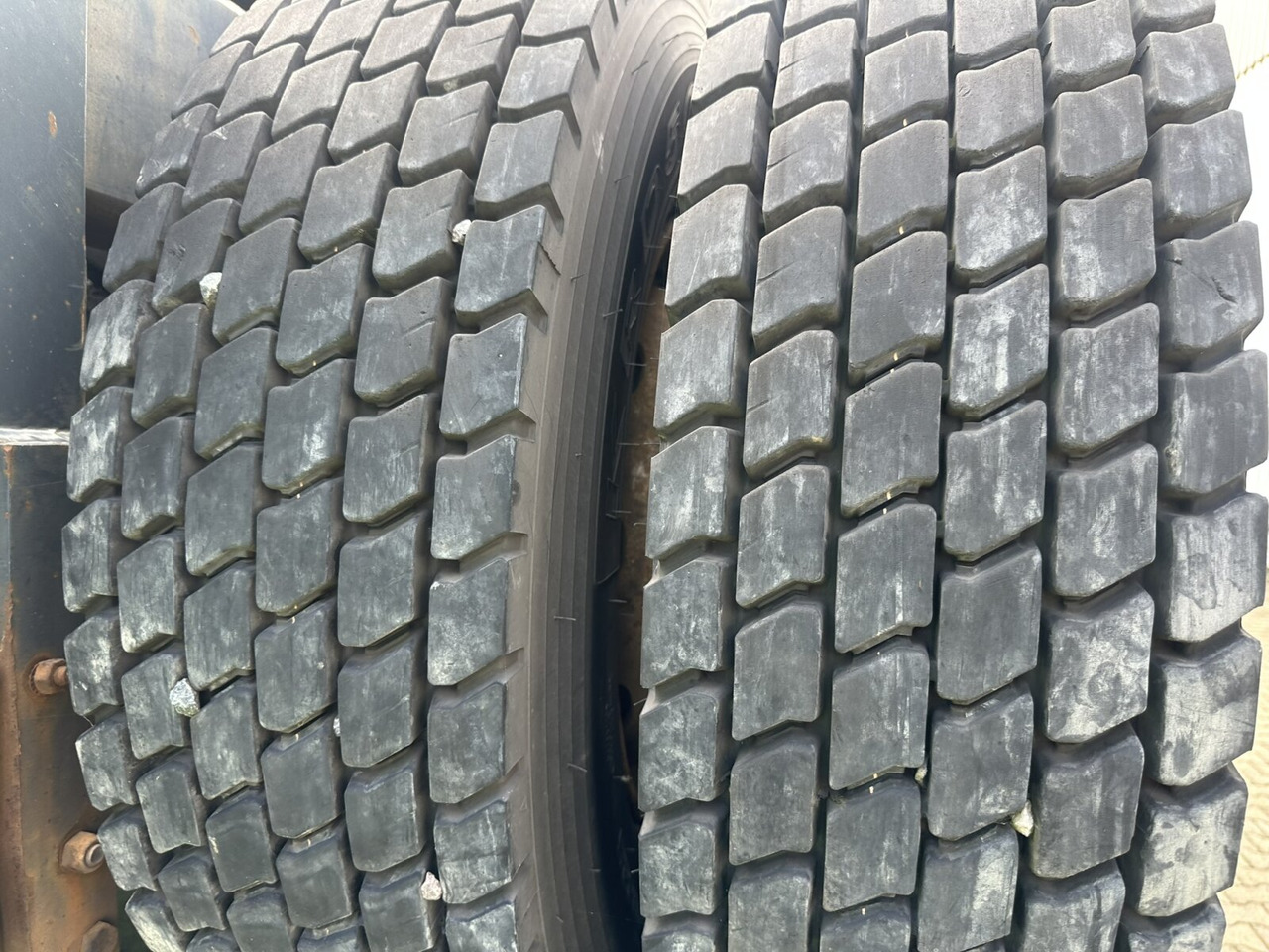 815 4x2 815 4x2 Terminal Tractor, Rangierfahrzeug - Tractor: foto 5 815 4x2 815 4x2 Terminal Tractor, Rangierfahrzeug - Tractor: foto 5