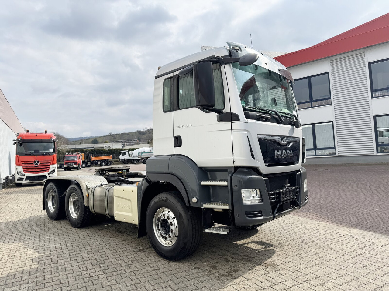 Tractor MAN TGS 26.500 6x4 BLS TGS 26.500 6x4 BLS, PriTarder, Navi, Hydraulik: foto 9