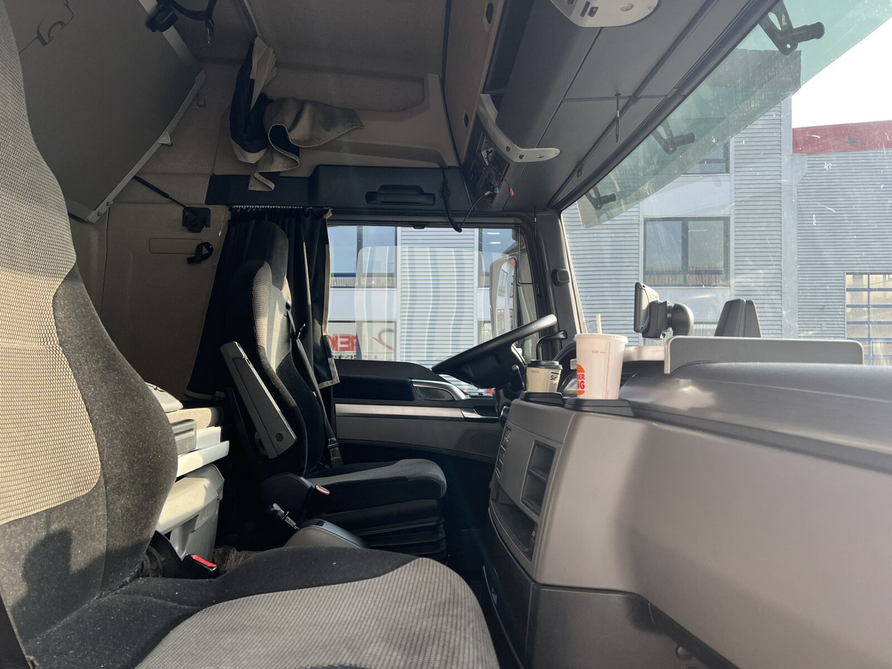 Locação financeira de MAN TGX 18.500 4X2 LLS TGX 18.500 4X2 LLS, Retarder, Vollumer MAN TGX 18.500 4X2 LLS TGX 18.500 4X2 LLS, Retarder, Vollumer: foto 15