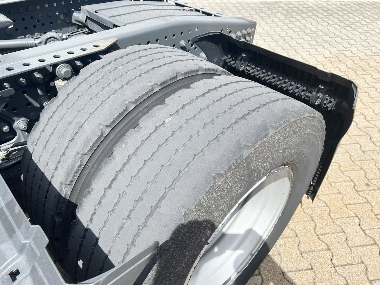 Mercedes-Benz Actros 1842 LS 4x2 Actros 1842 LS 4x2, 7x VORHANDEN - Tractor: foto 3 Mercedes-Benz Actros 1842 LS 4x2 Actros 1842 LS 4x2, 7x VORHANDEN - Tractor: foto 3