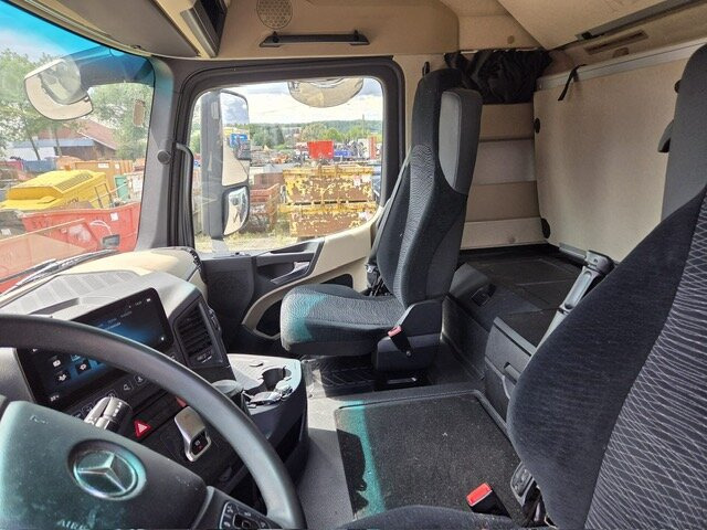 Mercedes-Benz Actros 1846 LS 4x2 Actros 1846 LS 4x2, MultimediaCockpit, StreamSpace, ADR, 3x Vorhanden! - Tractor: foto 3 Mercedes-Benz Actros 1846 LS 4x2 Actros 1846 LS 4x2, MultimediaCockpit, StreamSpace, ADR, 3x Vorhanden! - Tractor: foto 3