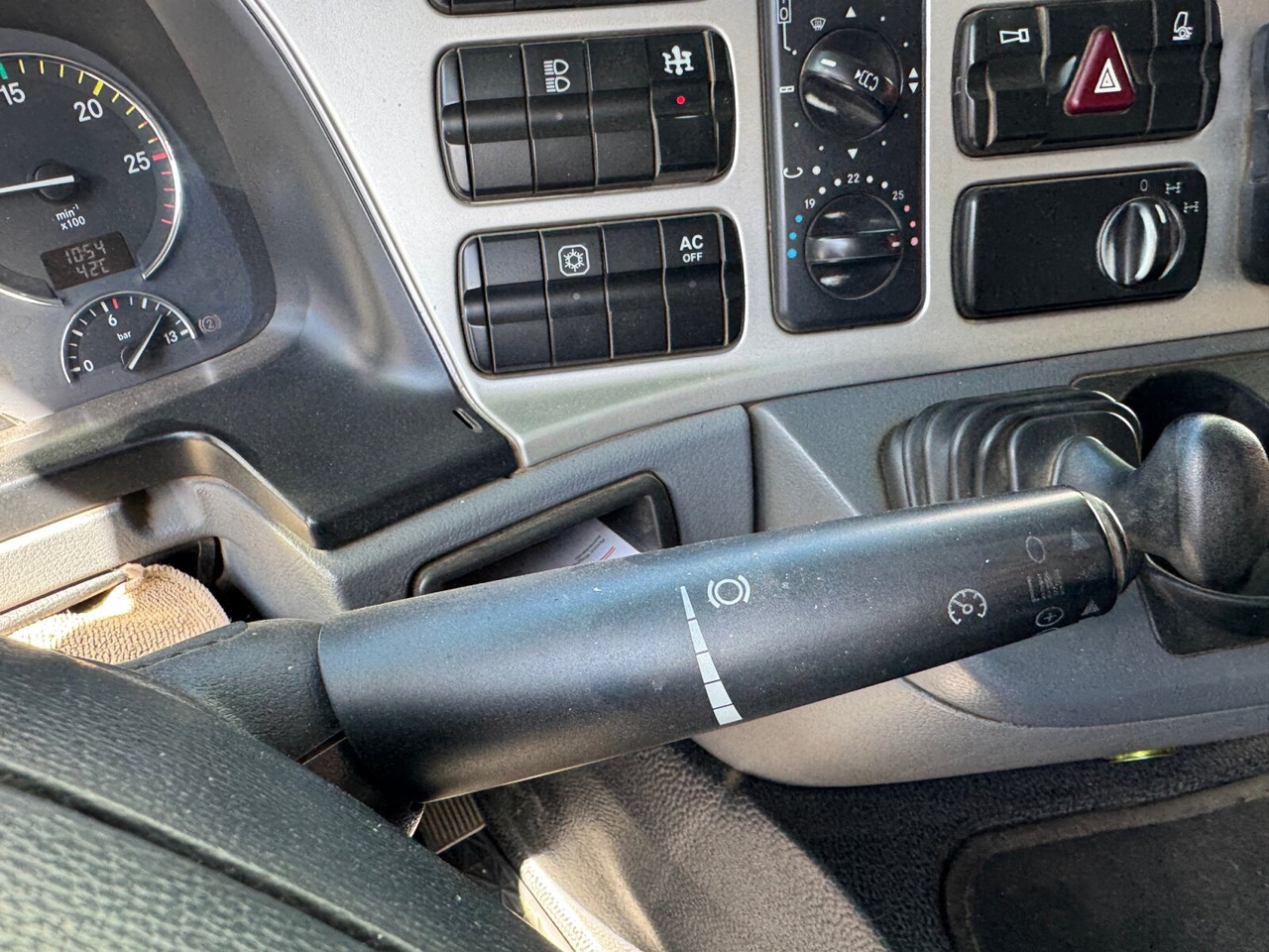 Mercedes-Benz Actros 2648 LK 6x4 Actros 2648 LK 6x4, Retarder, Bi-Xenon - Tractor: foto 3 Mercedes-Benz Actros 2648 LK 6x4 Actros 2648 LK 6x4, Retarder, Bi-Xenon - Tractor: foto 3