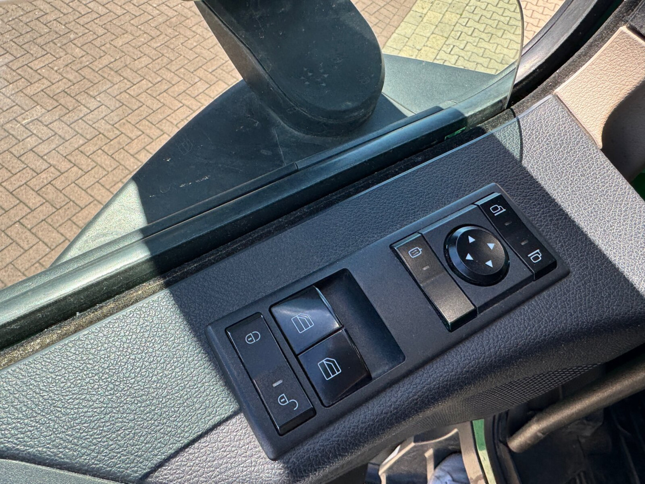 Tractor Mercedes-Benz Arocs 1842 LS 4x2 Arocs 1842 LS 4x2, Retarder, StreamSpace, Hydraulik: foto 6 Tractor Mercedes-Benz Arocs 1842 LS 4x2 Arocs 1842 LS 4x2, Retarder, StreamSpace, Hydraulik: foto 6