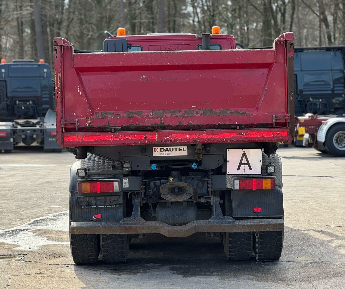 Trakker AD260T45 6x4 Trakker AD260T45 6x4, Bordmatik - Camião basculante: foto 4 Trakker AD260T45 6x4 Trakker AD260T45 6x4, Bordmatik - Camião basculante: foto 4