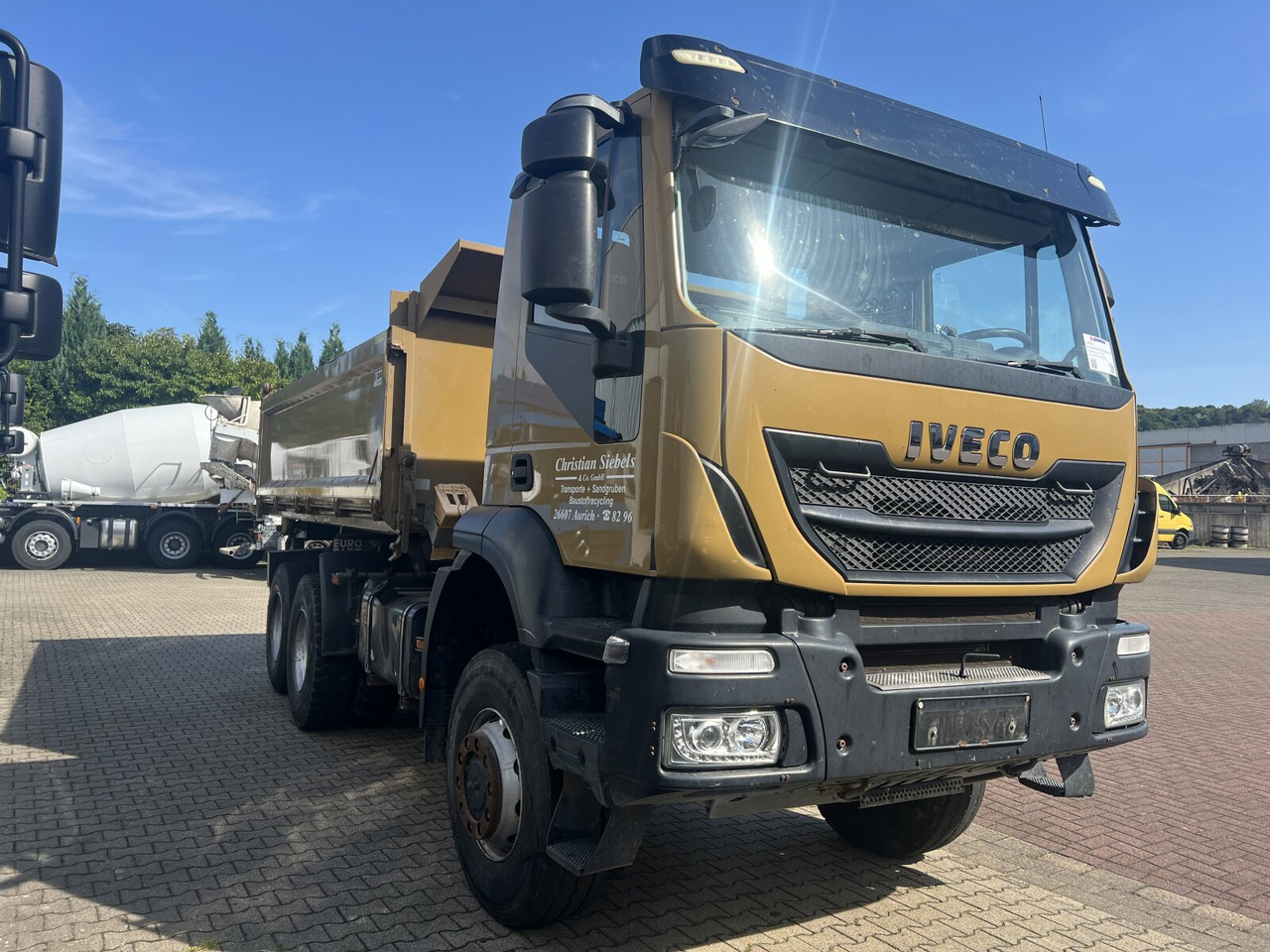 Camião basculante Trakker AD260T45W 6x6 Trakker AD260T45W 6x6: foto 12