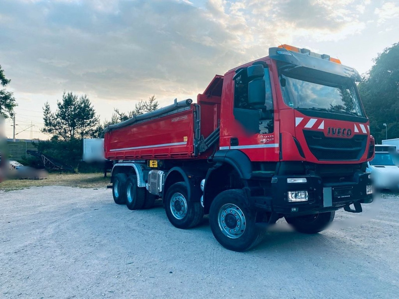 Trakker AD410S45 8x8 Trakker AD410S45 8x8, Bordmatik, ARCHIVFOTO! - Camião basculante: foto 4 Trakker AD410S45 8x8 Trakker AD410S45 8x8, Bordmatik, ARCHIVFOTO! - Camião basculante: foto 4