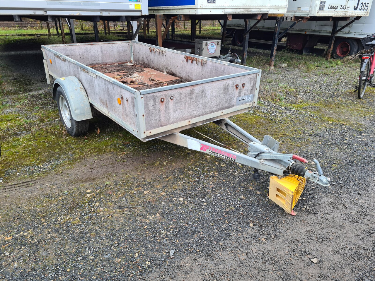 Trebbiner Anh Pritsche TREBBINER FAHRZEUGWERK, 1.500 kg - Reboque para carros: foto 1 Trebbiner Anh Pritsche TREBBINER FAHRZEUGWERK, 1.500 kg - Reboque para carros: foto 1
