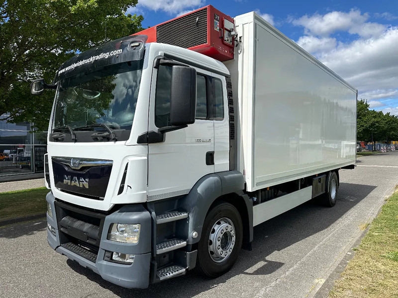 MAN TGS 18.360 FRIGOBLOCK FK25 MULTITEMP + LIFT / LADEBORDWAND 2000 KG + EURO 6 + AIRCO - Camião frigorífico: foto 1 MAN TGS 18.360 FRIGOBLOCK FK25 MULTITEMP + LIFT / LADEBORDWAND 2000 KG + EURO 6 + AIRCO - Camião frigorífico: foto 1